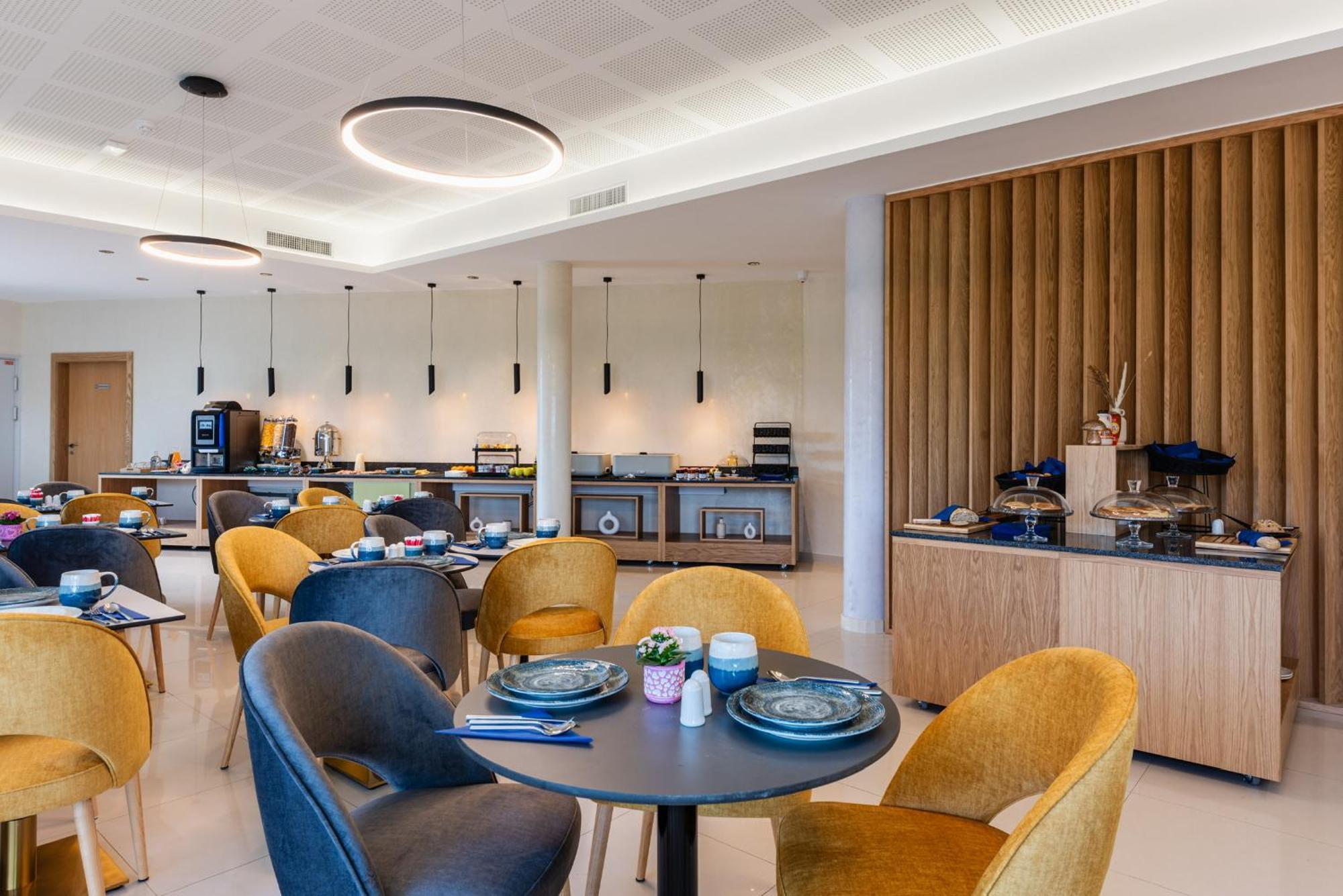 Brit Hotel Privilege Paris Rosny-Sous-Bois Kültér fotó