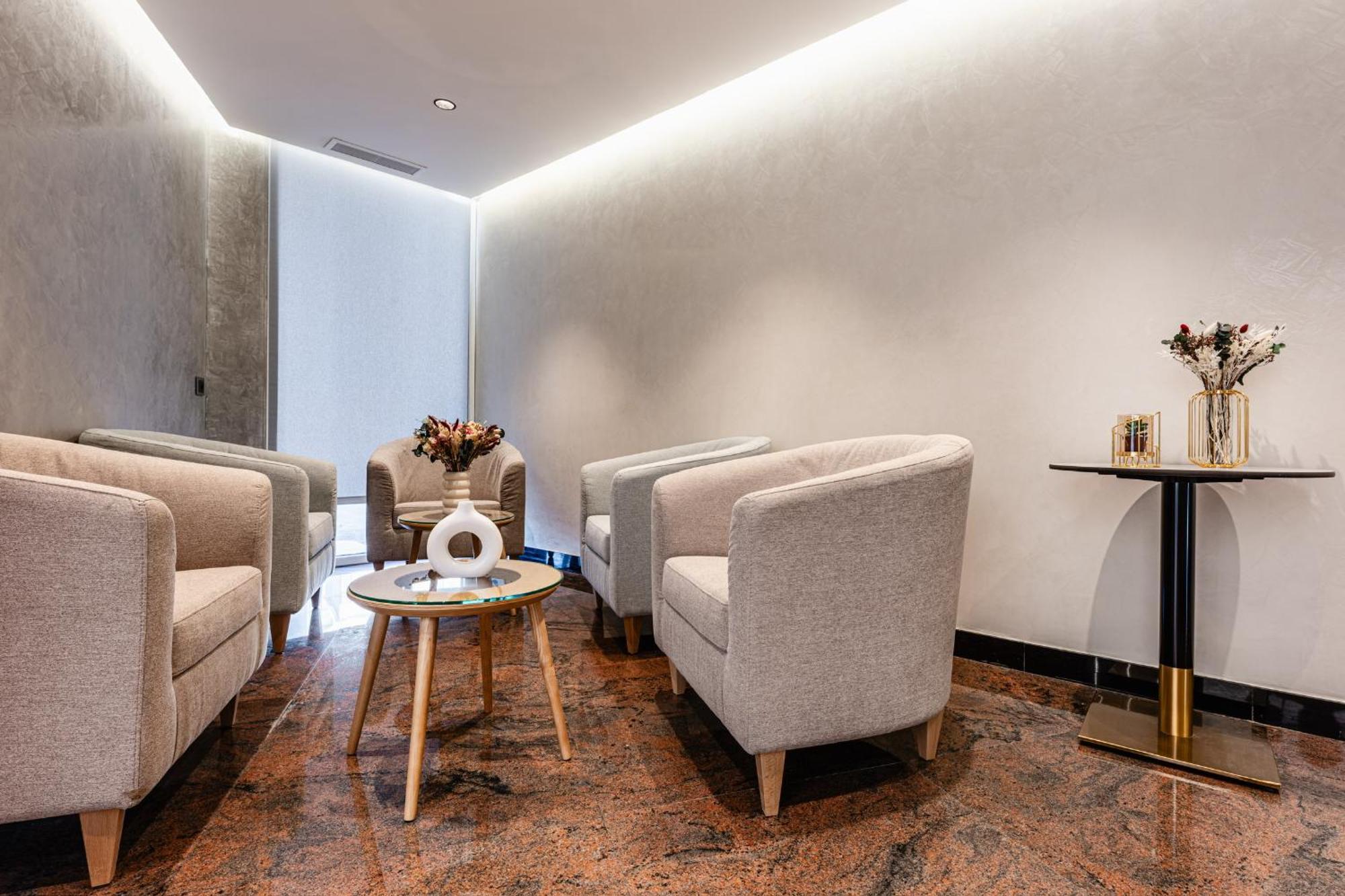Brit Hotel Privilege Paris Rosny-Sous-Bois Kültér fotó